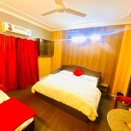 Osakataj Hotel Agra  Exterior photo