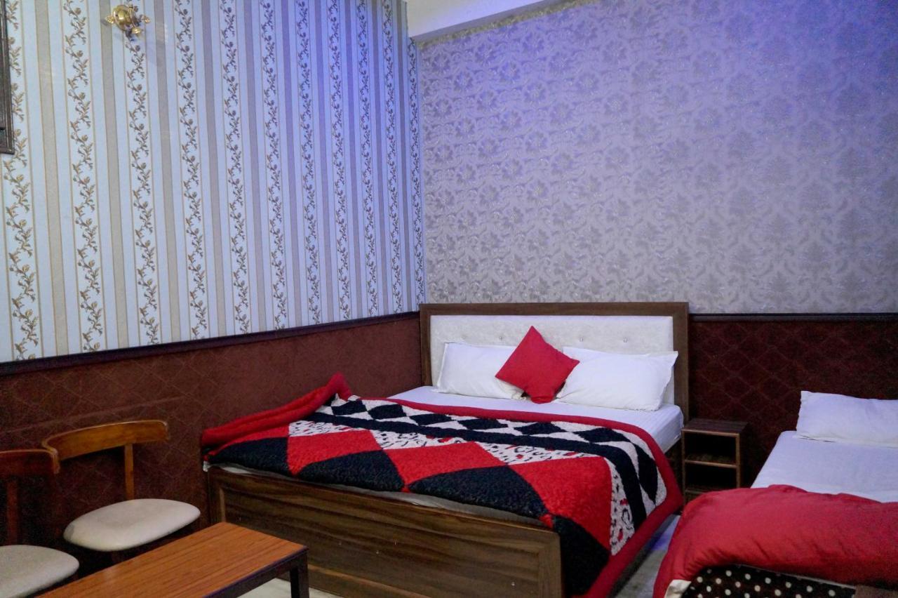 Osakataj Hotel Agra  Exterior photo